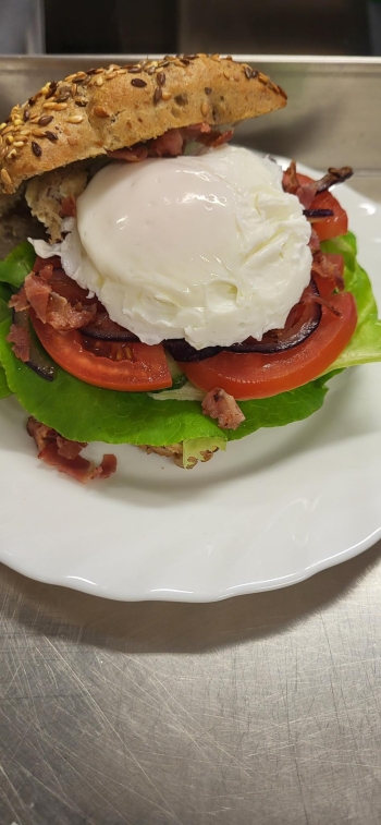 557453393_1377675491034494_6918086618087623490_n