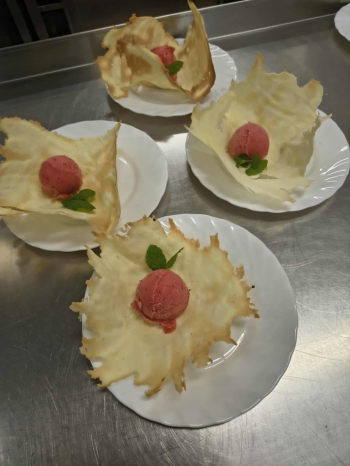 595122891_1441810584620984_8189330428425859198_n