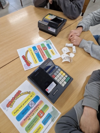 597386020_1442222557913120_8079259304051233378_n