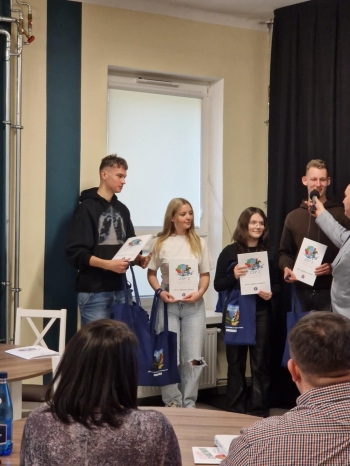 598553321_1450627003739342_4481061320770876960_n