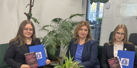 DWIE NASZE UCZENNICE W WOJEWÓDZKIM ETAPIE KONKURSU PIĘKNEGO CZYTANIA „ KSIĄŻKA M...