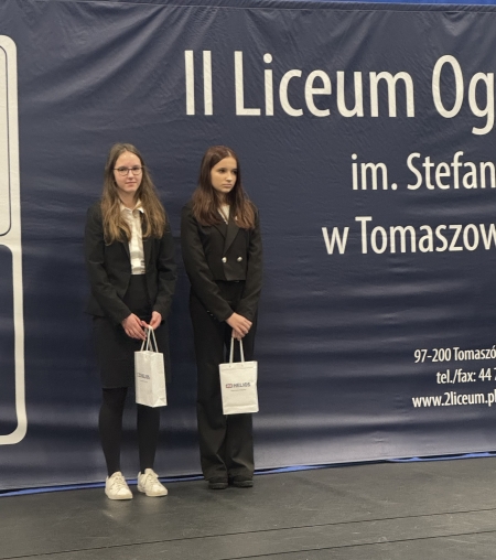 I i III MIEJSCE ORAZ WYRÓŻNIENIE W XXXI OGÓLNOPOLSKIM KONKURSIE „O LITERACKI LAU...