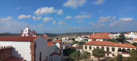 Portugalia pełna magii – od średniowiecznego zamku w Silves po spektakularne klify Algarve! 